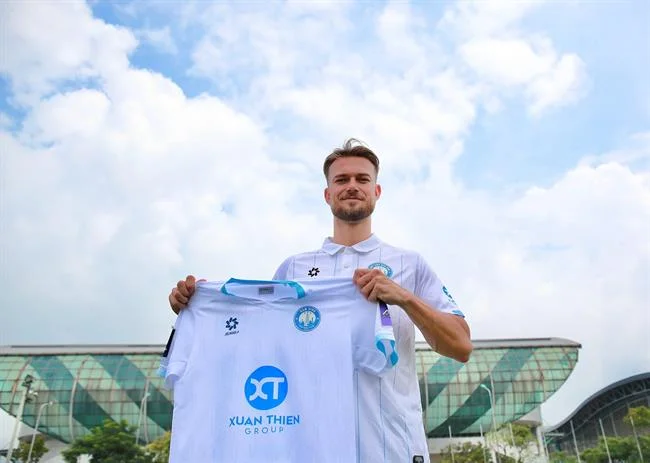 Hình ảnh đội ngũ hỗ trợ khách hàng của nn88 app sẵn sàng trả lời các câu hỏi về quyền riêng tư